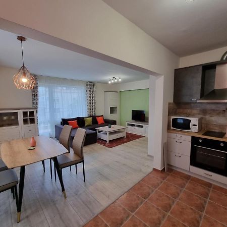 Flora - Beautiful *New* Apartment To The Beach Burgas Extérieur photo