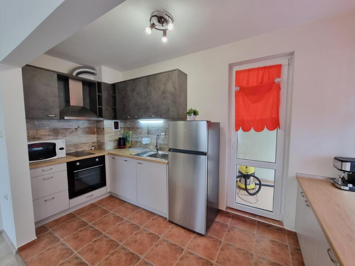 Flora - Beautiful *New* Apartment To The Beach Burgas Extérieur photo