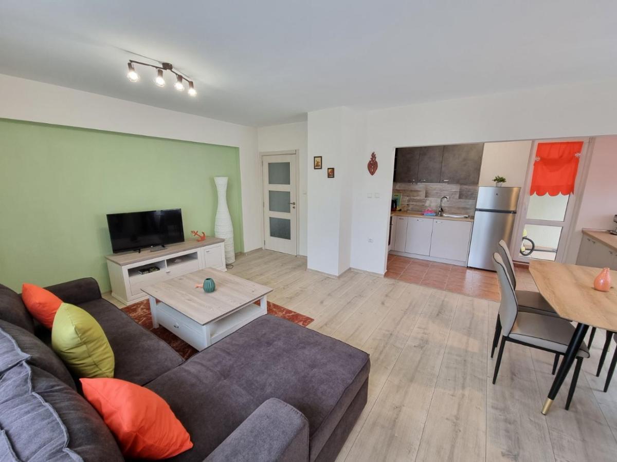 Flora - Beautiful *New* Apartment To The Beach Burgas Extérieur photo